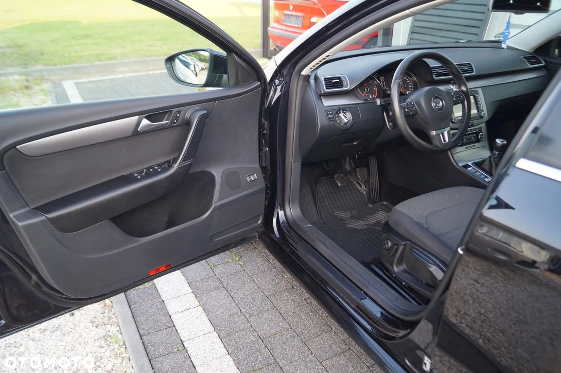Volkswagen Passat Variant 2.0 TDI Highline - 15
