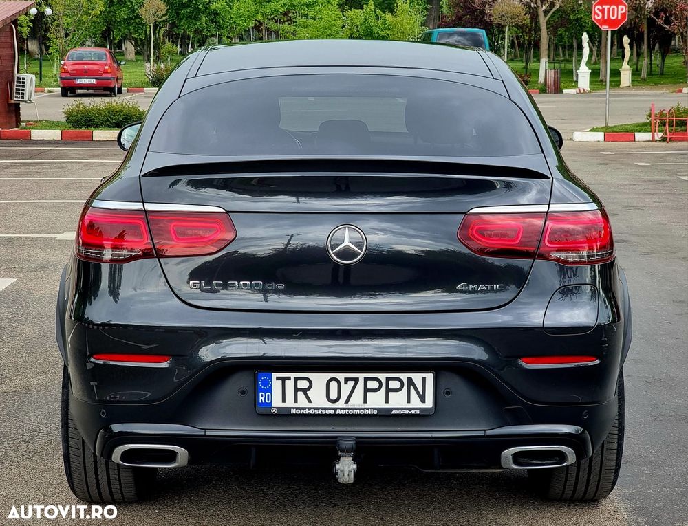 Mercedes-Benz GLC Coupe 300 4MATIC - 5