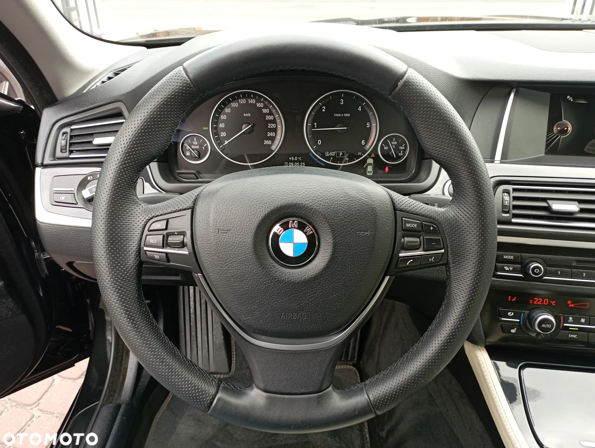 BMW Seria 5 520d - 13