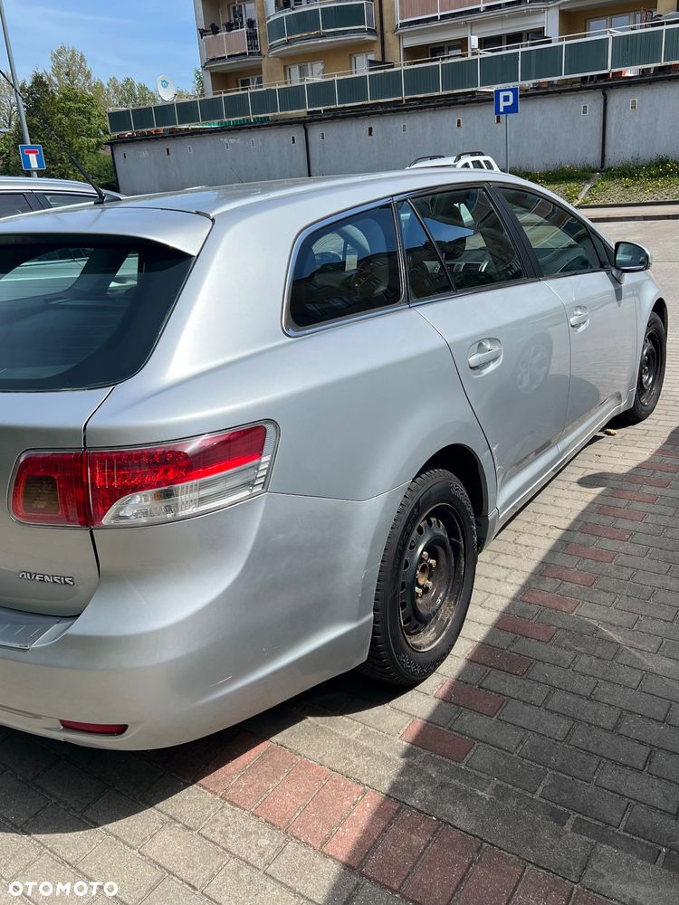 Toyota Avensis 1.8 Edition - 4