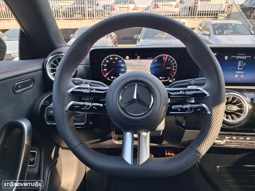 Mercedes-Benz CLA 250 e Shooting Brake AMG Line - 21