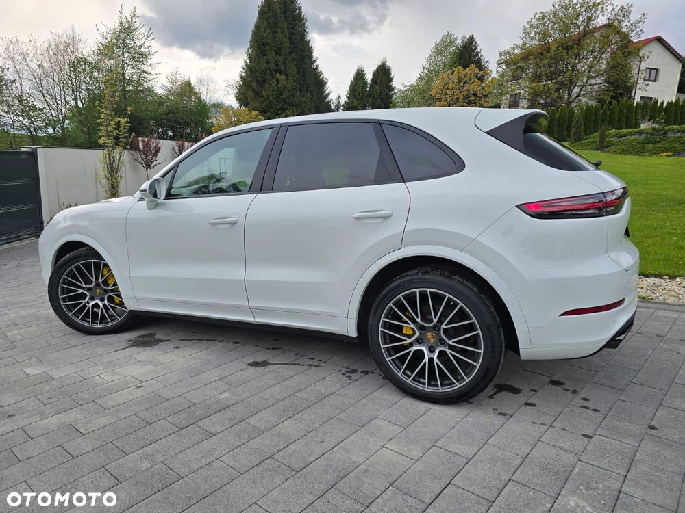 Porsche Cayenne Standard - 8