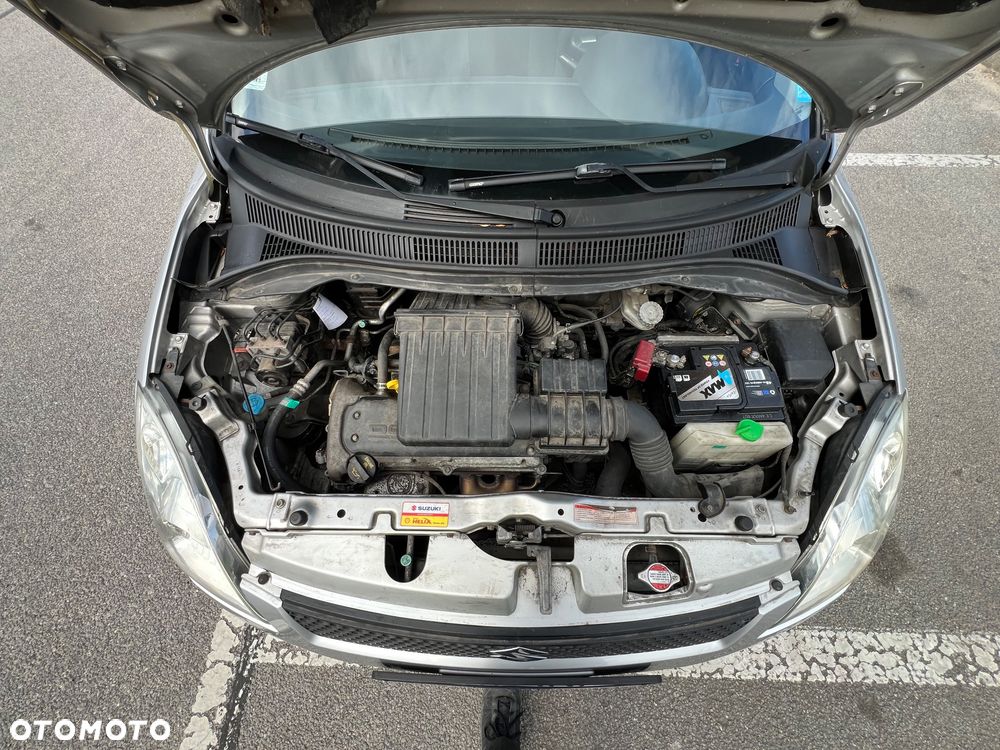 Suzuki Swift 1.3 Club - 27