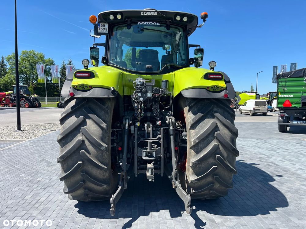 Claas AXION 850 - 4