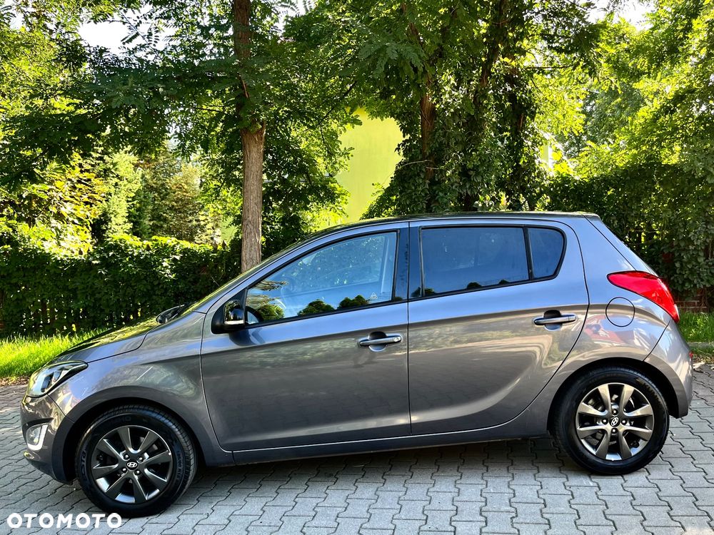 Hyundai i20 1.2 Intro Edition - 4