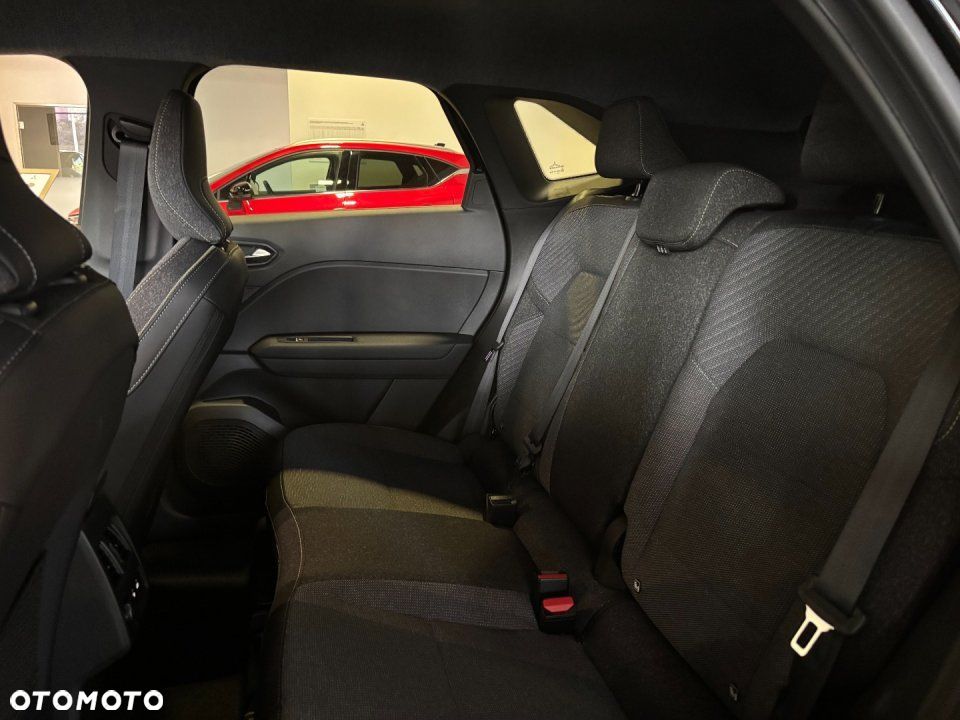 Mitsubishi Grandis - 7