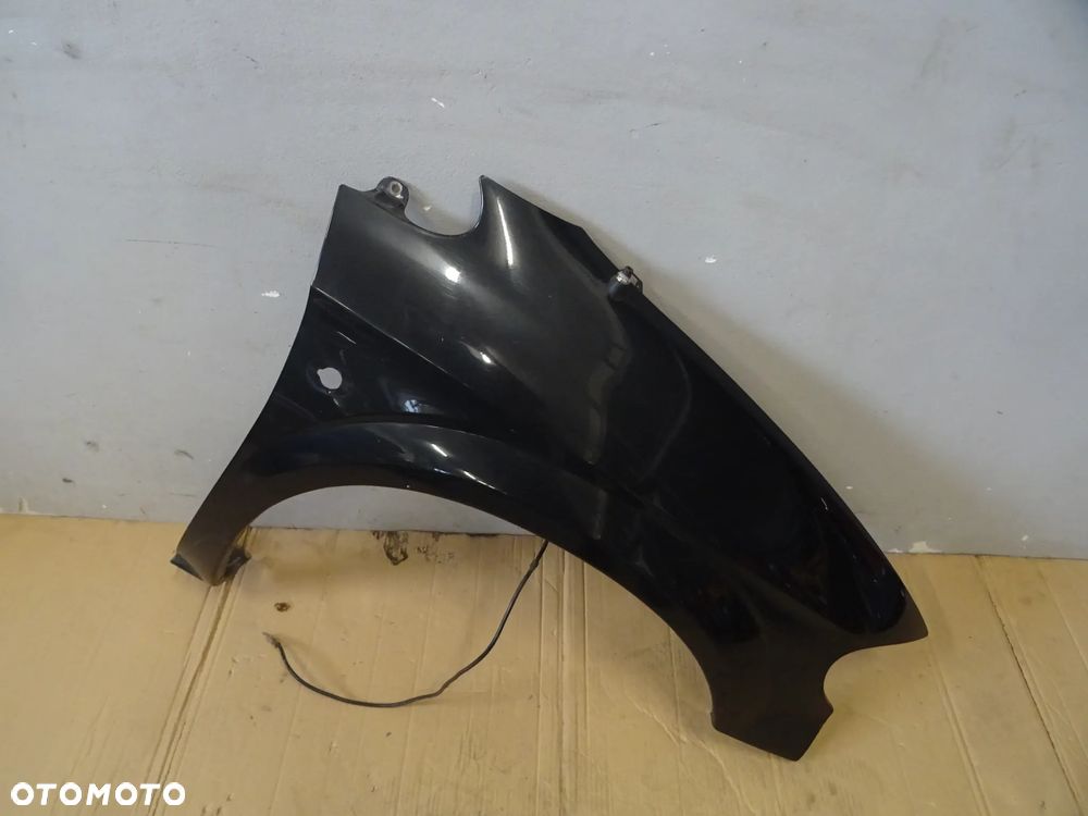 BŁOTNIK PRAWY PRZÓD PRZEDNI CHRYSLER VOYAGER IV NR19 - 2