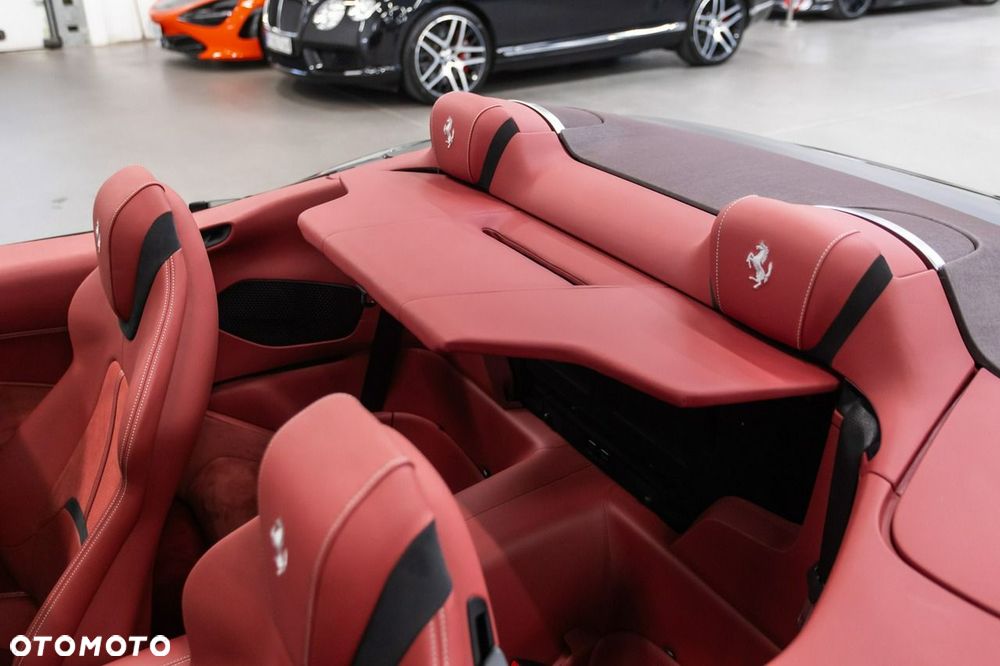Ferrari Roma Spider - 28