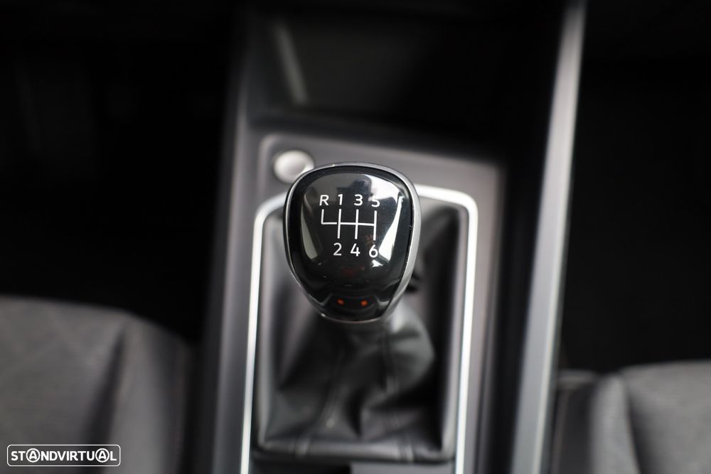 VW Golf 1.0 TSI Life - 18