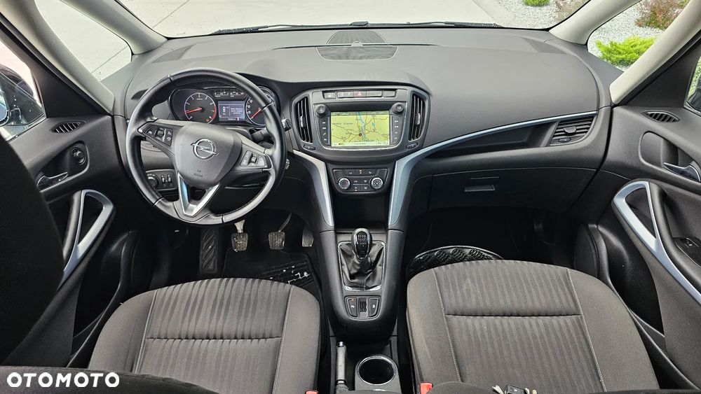 Opel Zafira Tourer 1.6 ECOTEC DIT ecoFLEX Start/Stop Active - 4