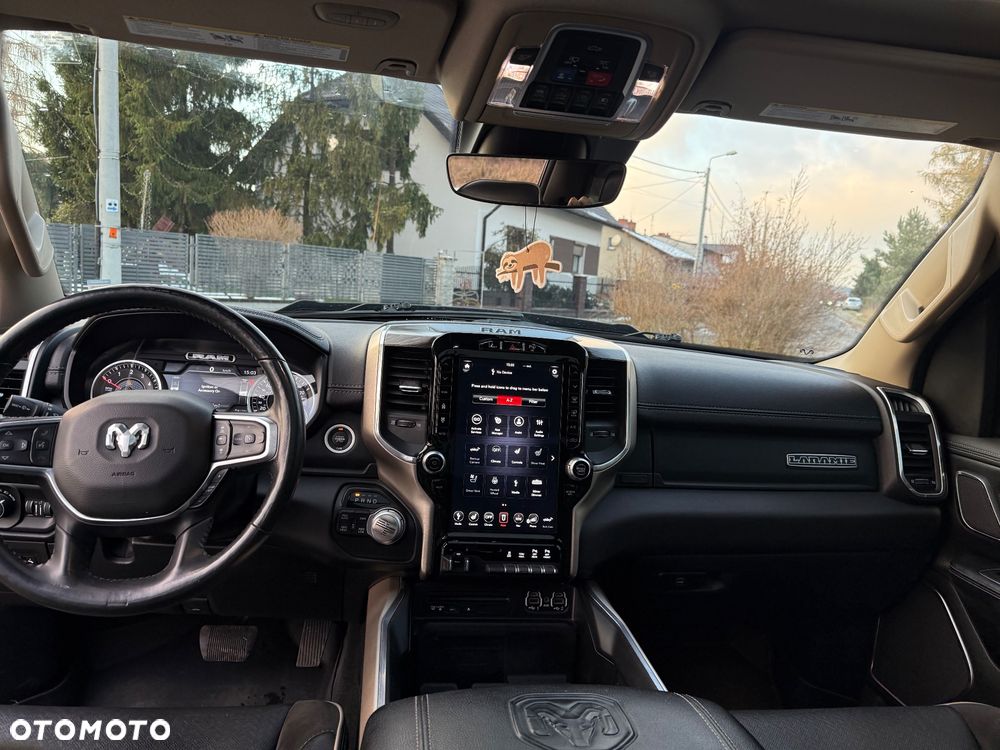 RAM 1500 Crew Cab Longbed Laramie - 31