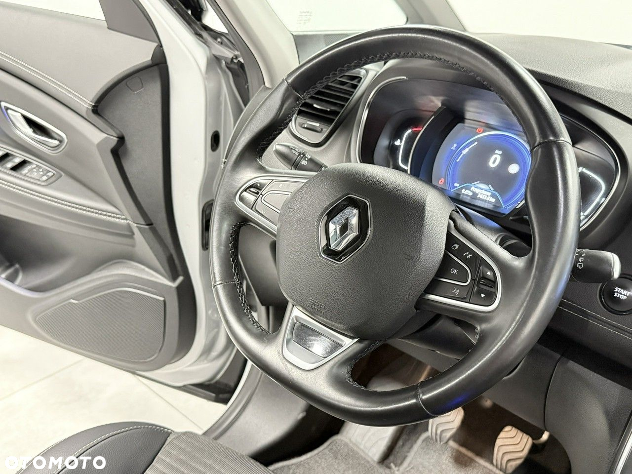 Renault Scenic ENERGY dCi 130 INTENS - 27