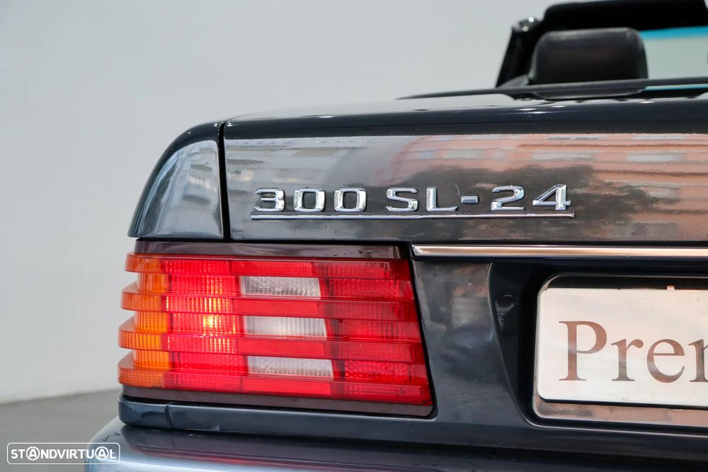 Mercedes-Benz SL 300 - 9