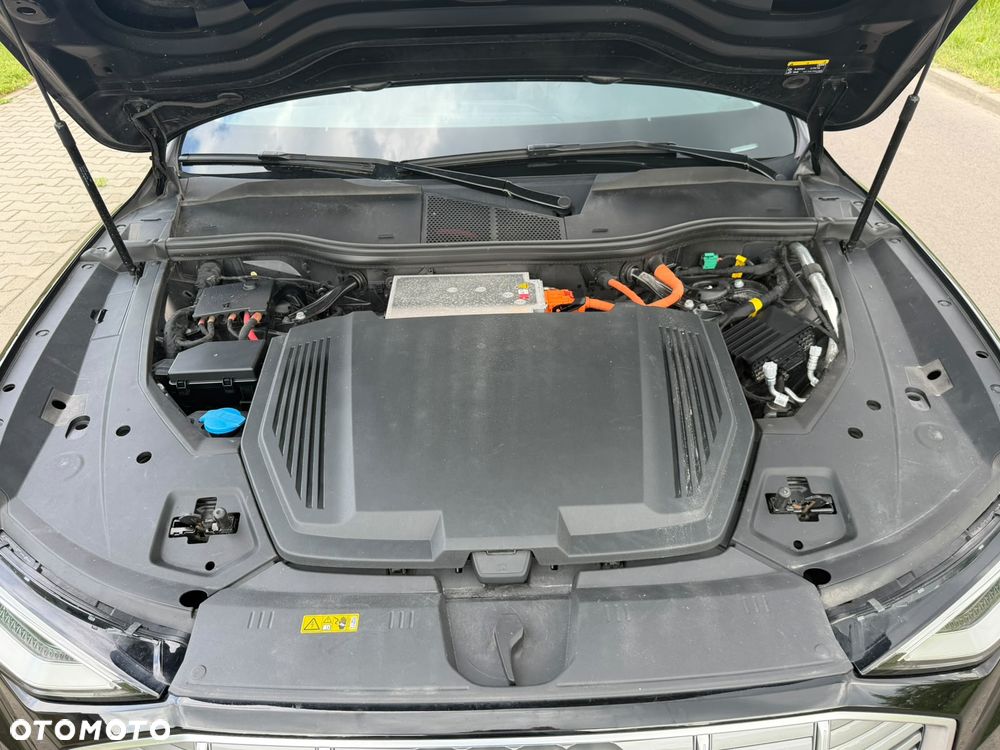 Audi e-tron 55 Quattro Advanced - 19