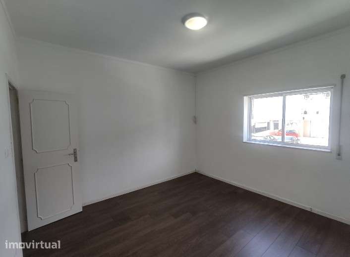 Apartamento T2em Nogueira Braga - Grande imagem: 4/10