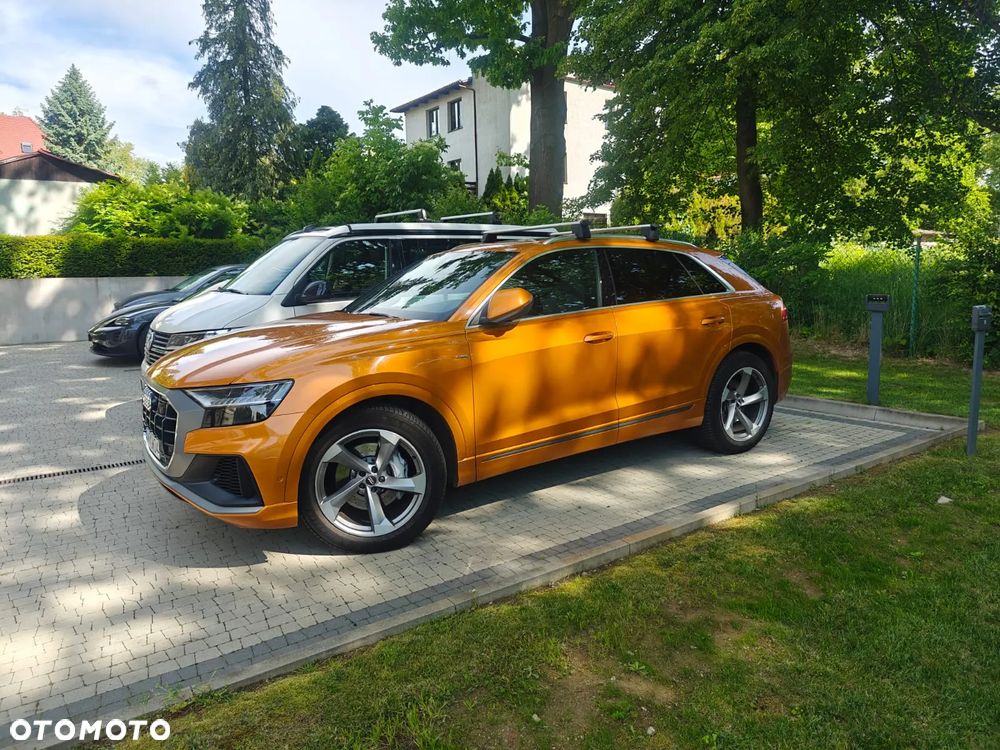 Audi Q8 - 2