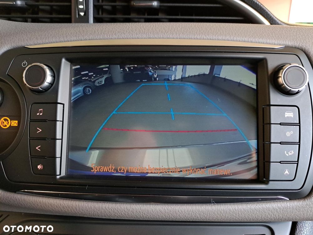 Toyota Yaris 1.33 Selection Platinum - 23