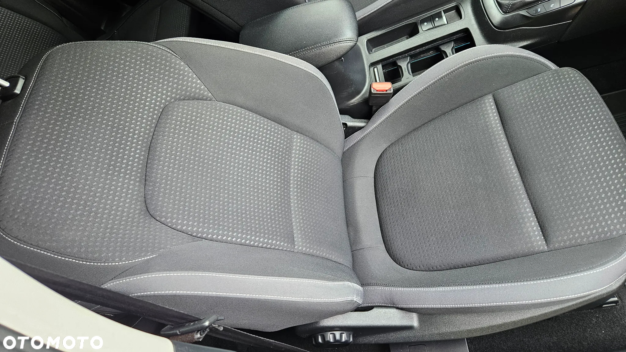 Ford Focus 1.5 TDCi DPF Start-Stopp-System Titanium - 19