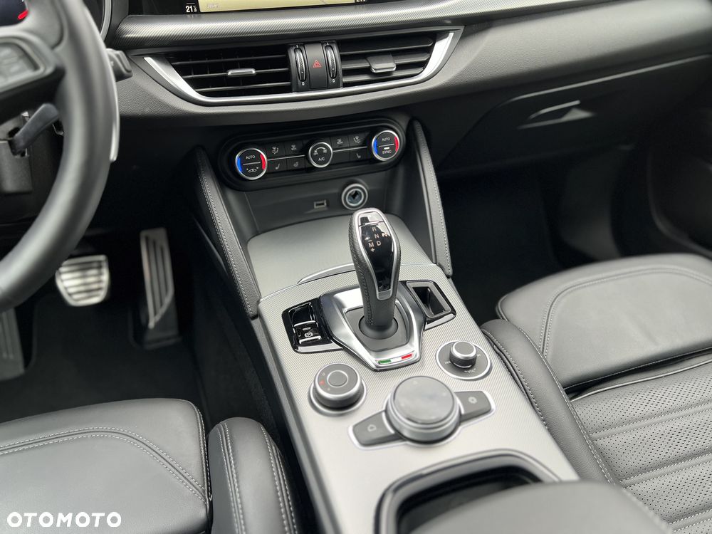 Alfa Romeo Stelvio 2.2 JTDM Veloce Q4 - 29