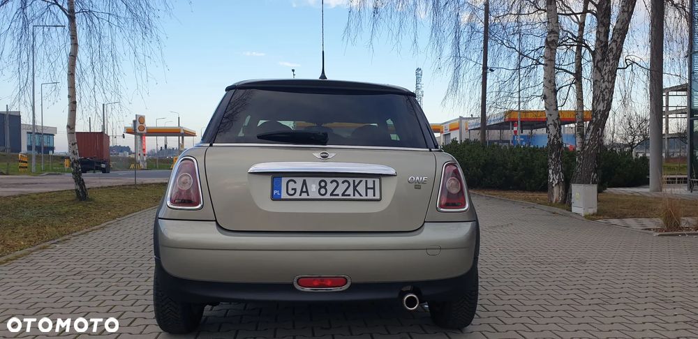 MINI ONE - 8