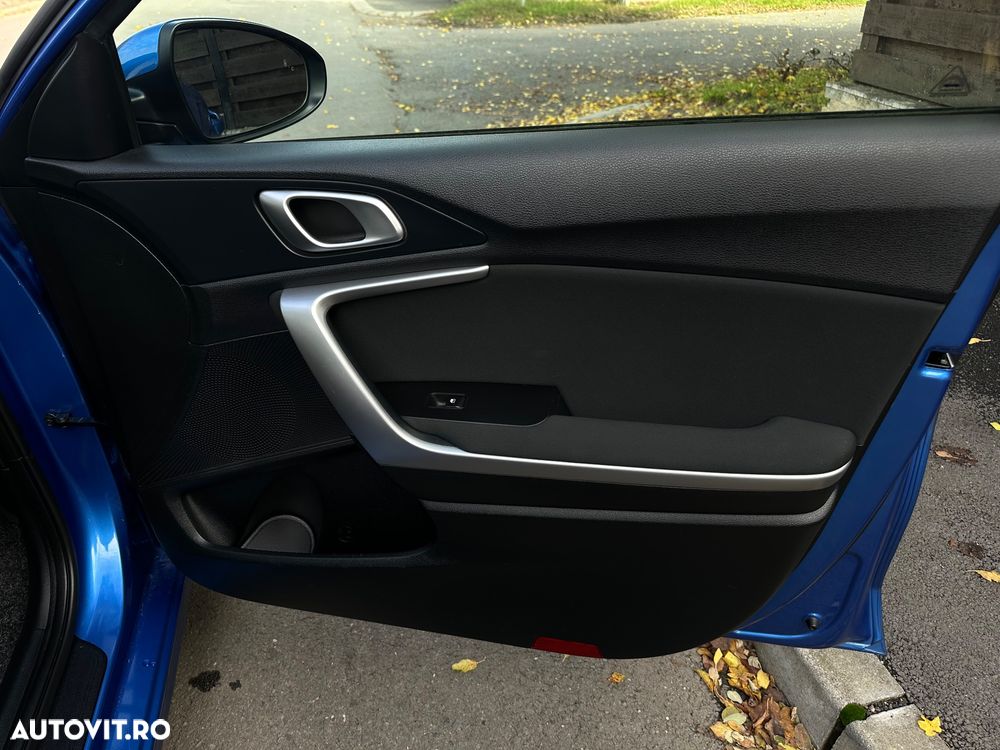 Kia Ceed - 25