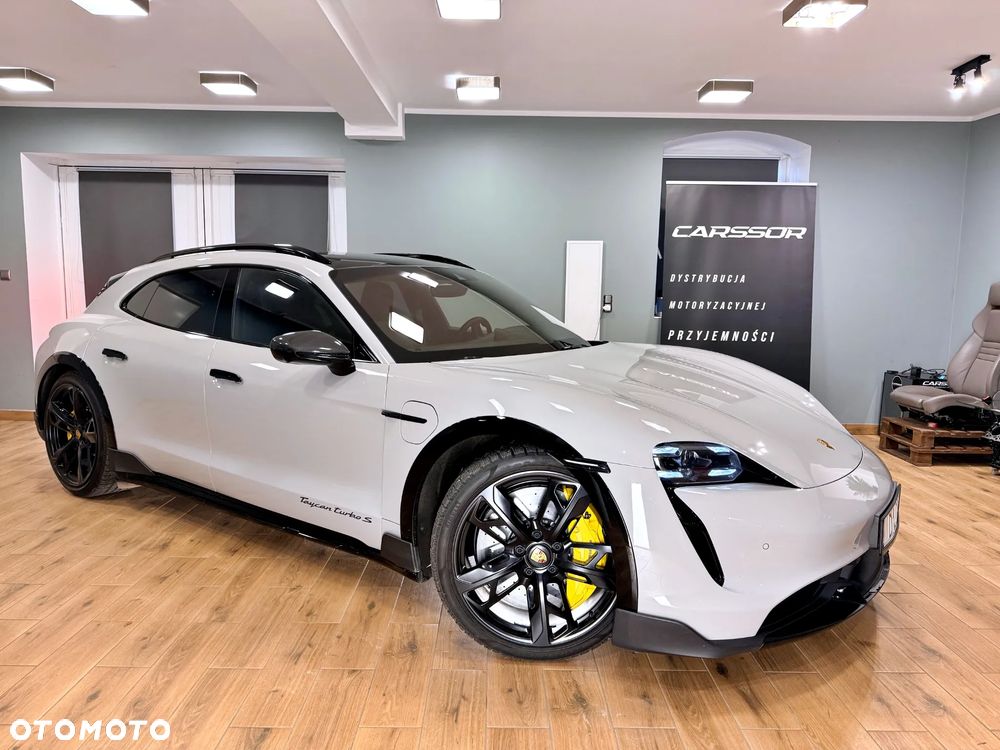 Porsche Taycan - 3