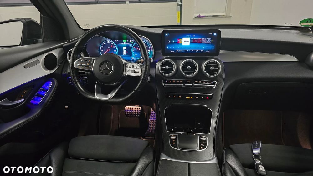 Mercedes-Benz GLC 300 de 4Matic 9G-TRONIC AMG Line Plus - 16