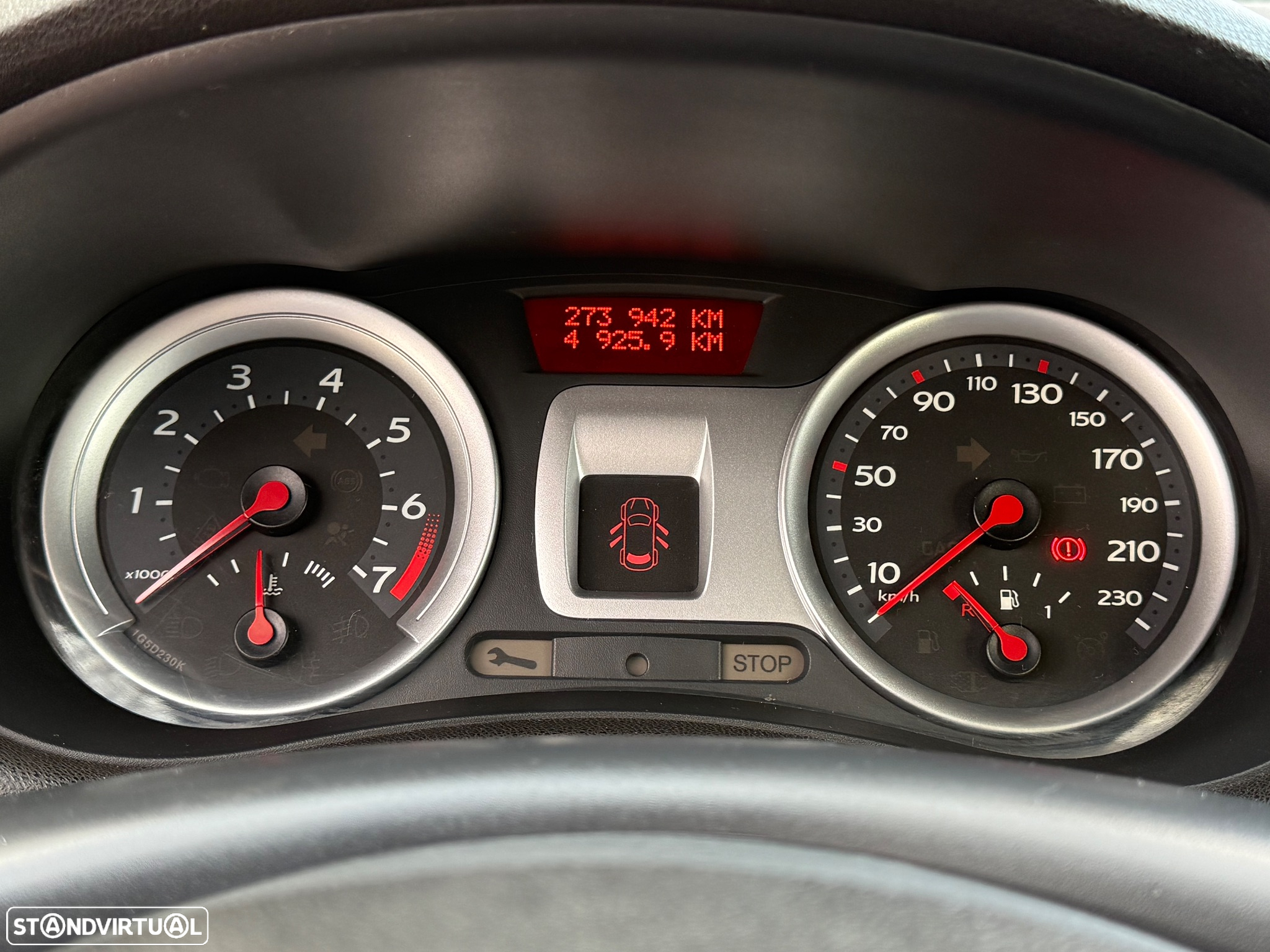 Renault Clio 1.2 Pack Authentique - 24