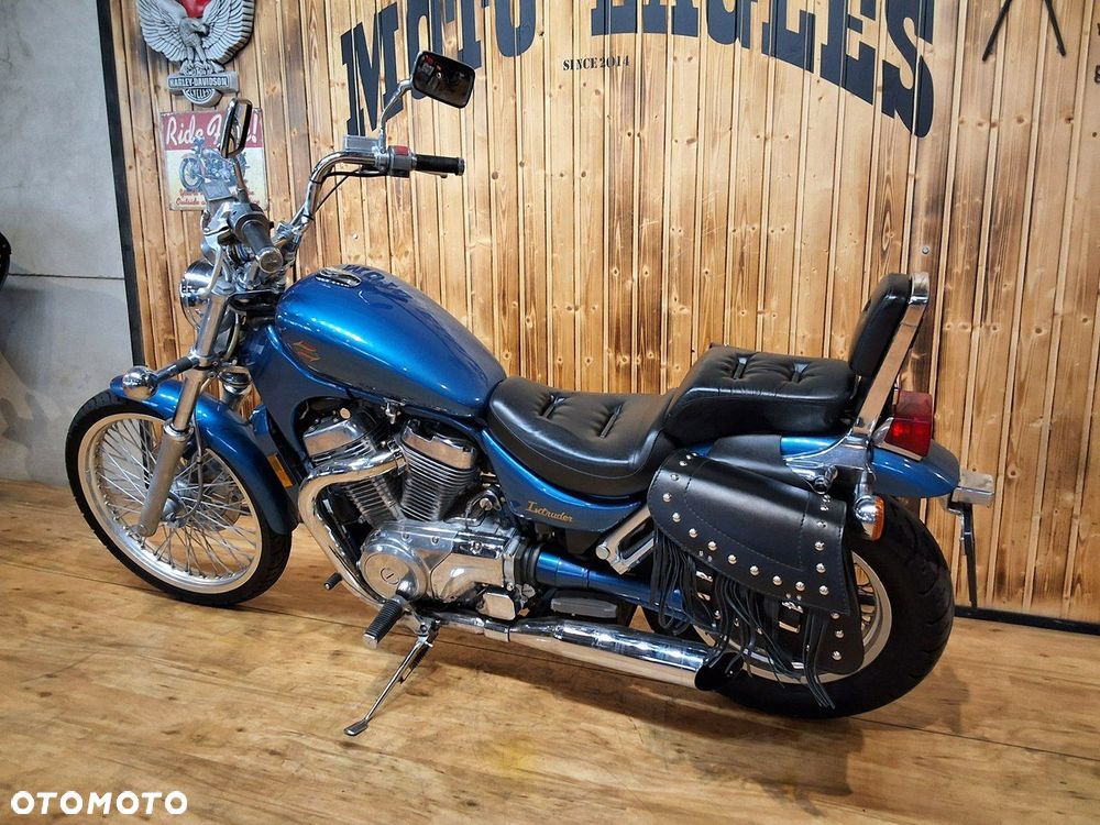 Suzuki Intruder - 5