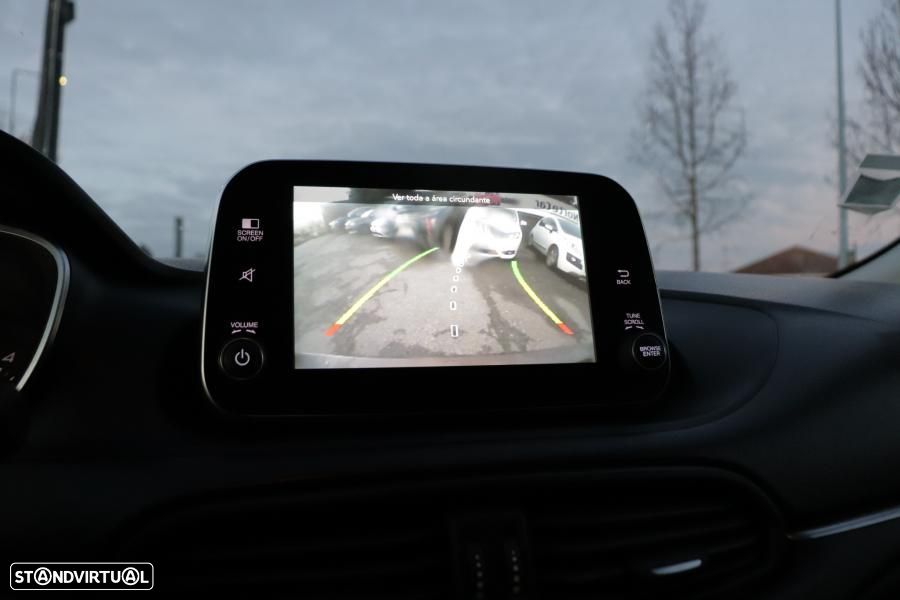 Fiat Tipo Station Wagon 1.6 M-Jet Lounge J17 DCT - 11