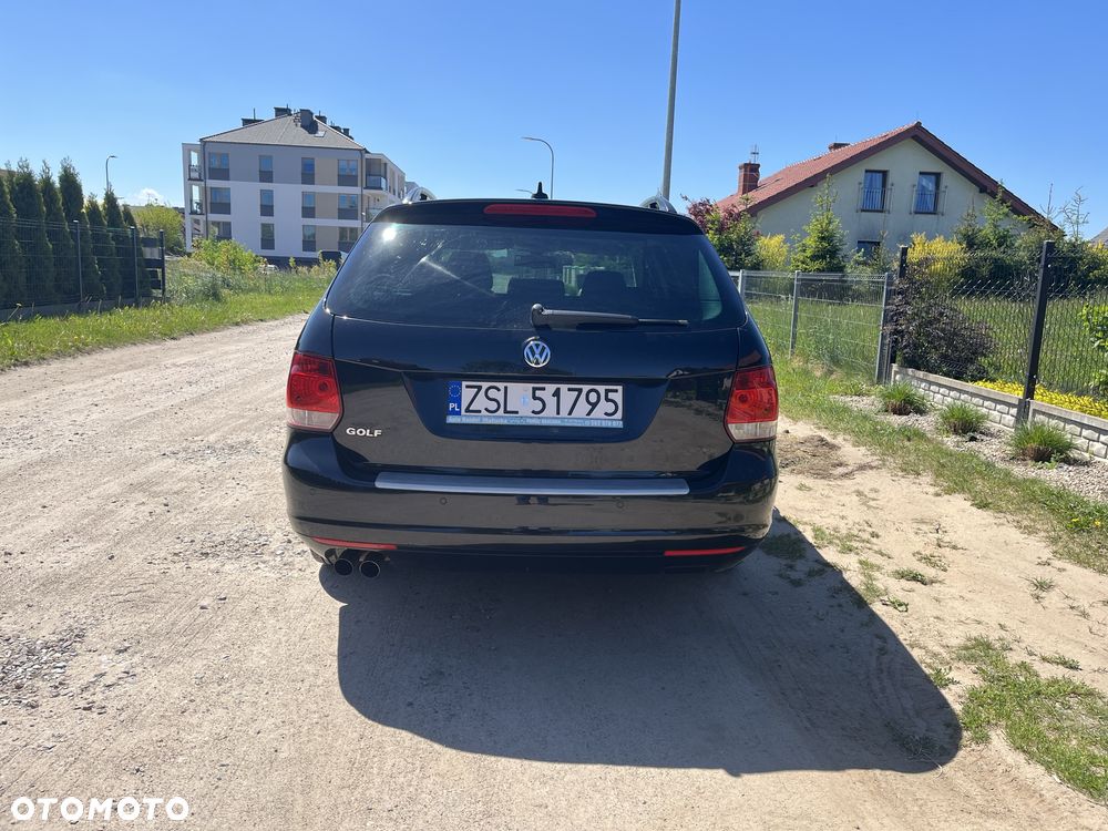 Volkswagen Golf - 2