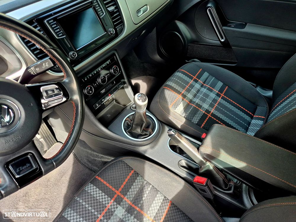 VW New Beetle Cabriolet 1.4 TSI BlueMotion Club - 36