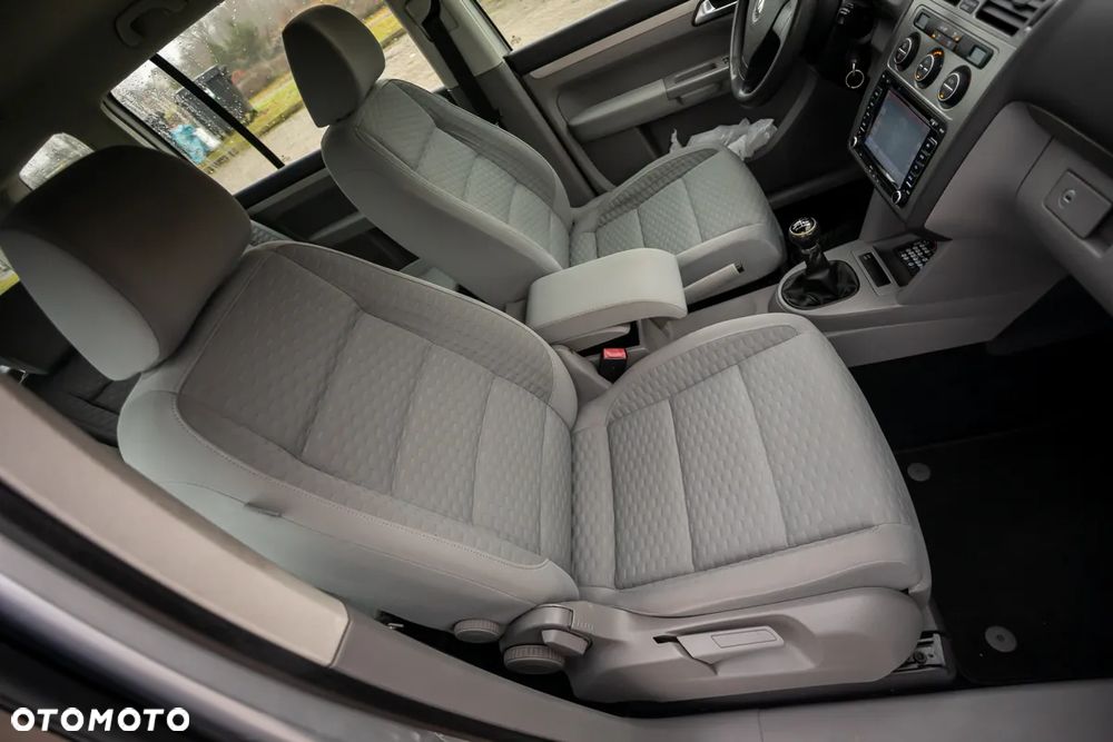 Volkswagen Touran 1.4 TSI Comfortline - 18