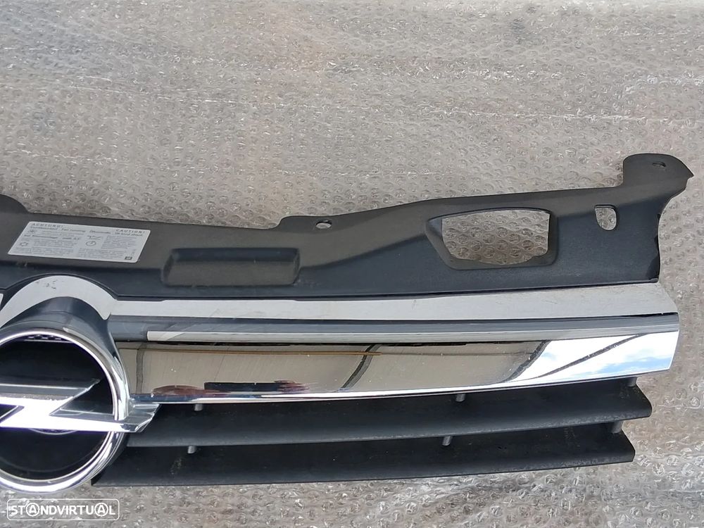 Grelha Opel Astra H ano 2005 original - 2