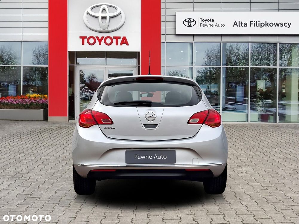 Opel Astra - 9