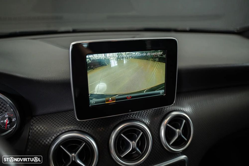 Mercedes-Benz A 180 - 25