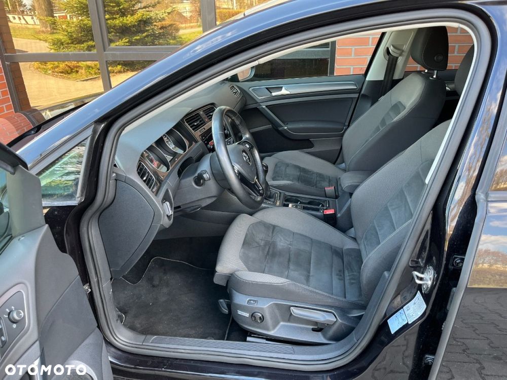 Volkswagen Golf Variant 2.0 TDI SCR Highline - 14