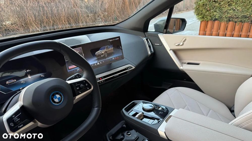 BMW iX xDrive40 76.6kWh - 8