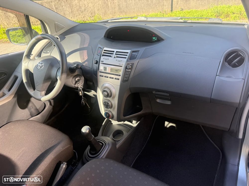Toyota Yaris 1.0 VVT-i - 14