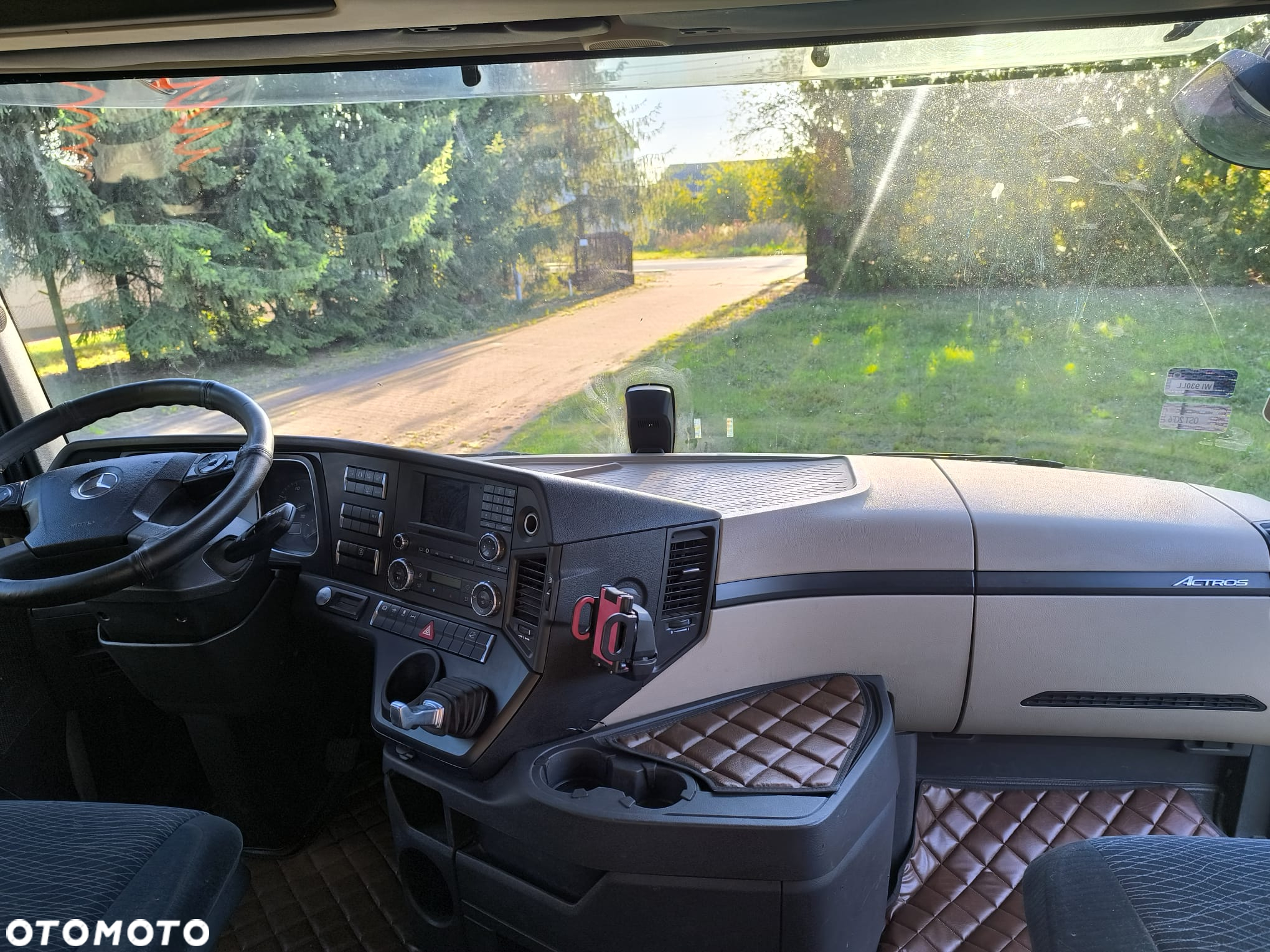Mercedes-Benz Actros - 10