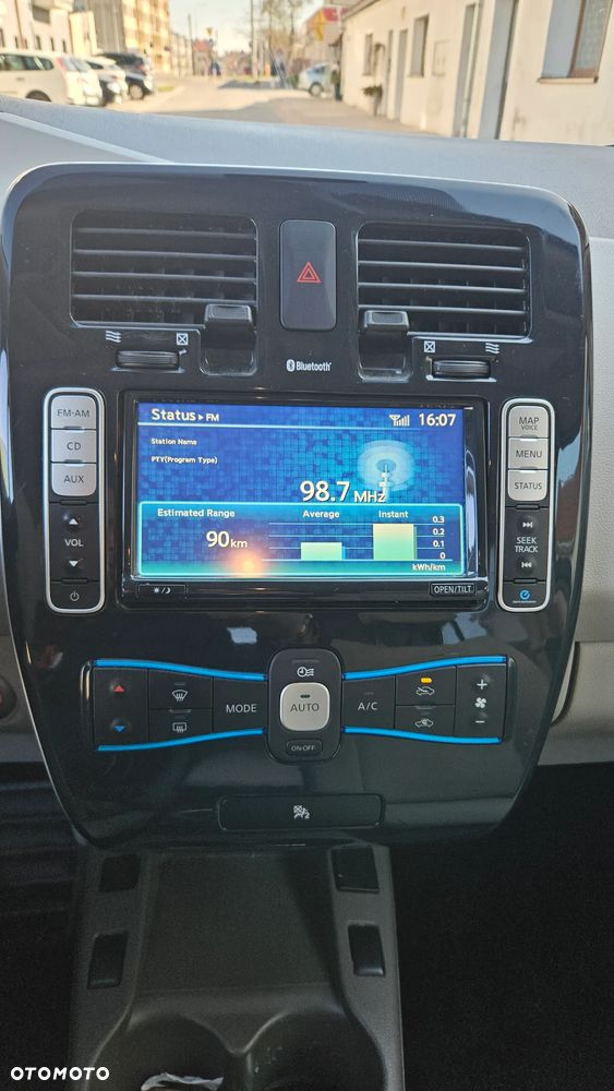 Nissan Leaf 24 kWh (mit Batterie) Limited Edition - 17