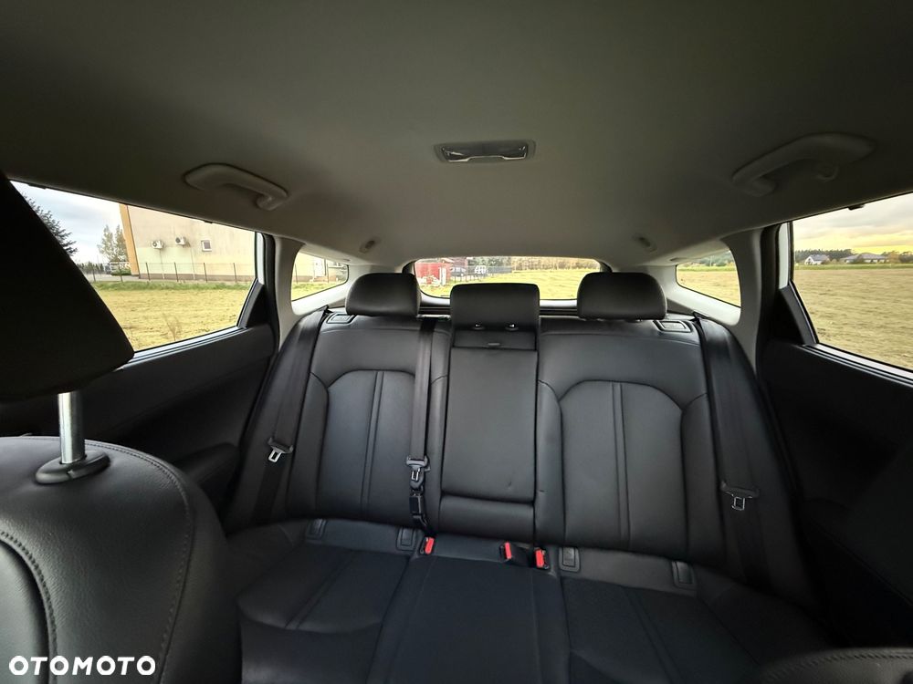 Kia Optima - 21