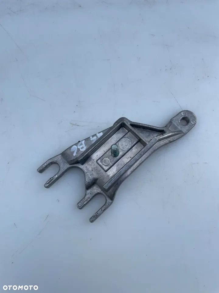 PODSTAWA MOCOWANIE UCHWYT PODŁOKIETNIKA AUDI A4 B6 8E0864283 - 1