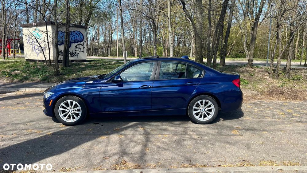 BMW Seria 3 320i Edition Luxury Line Purity - 4