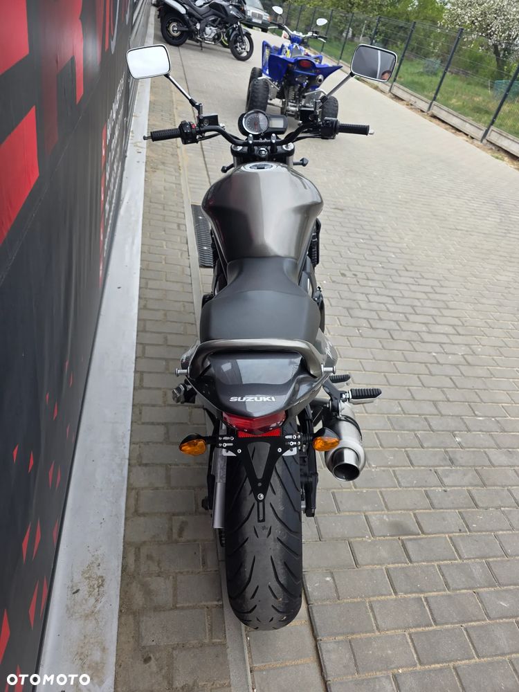 Suzuki Bandit - 28