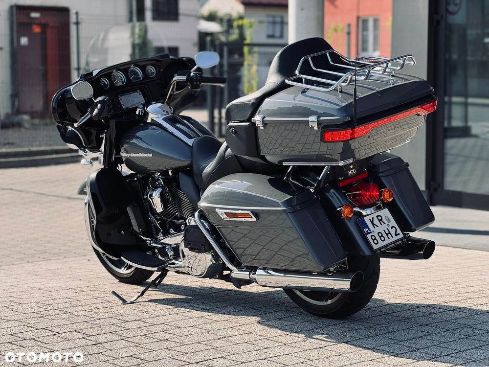 Harley-Davidson Touring Ultra Limited - 18