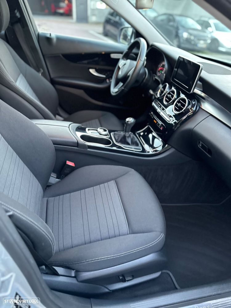 Mercedes-Benz C 220 - 17
