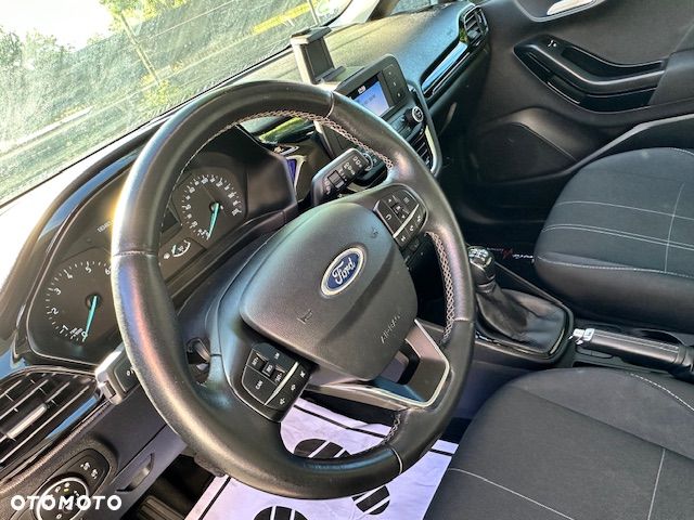 Ford Fiesta 1.1 S&S COOL&CONNECT - 6
