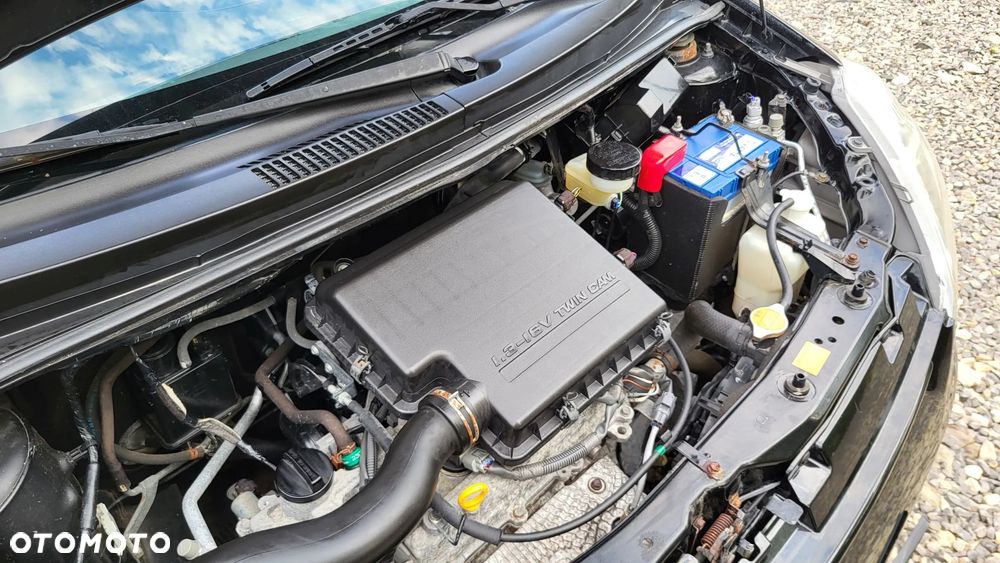 Daihatsu Sirion 1.3 - 23