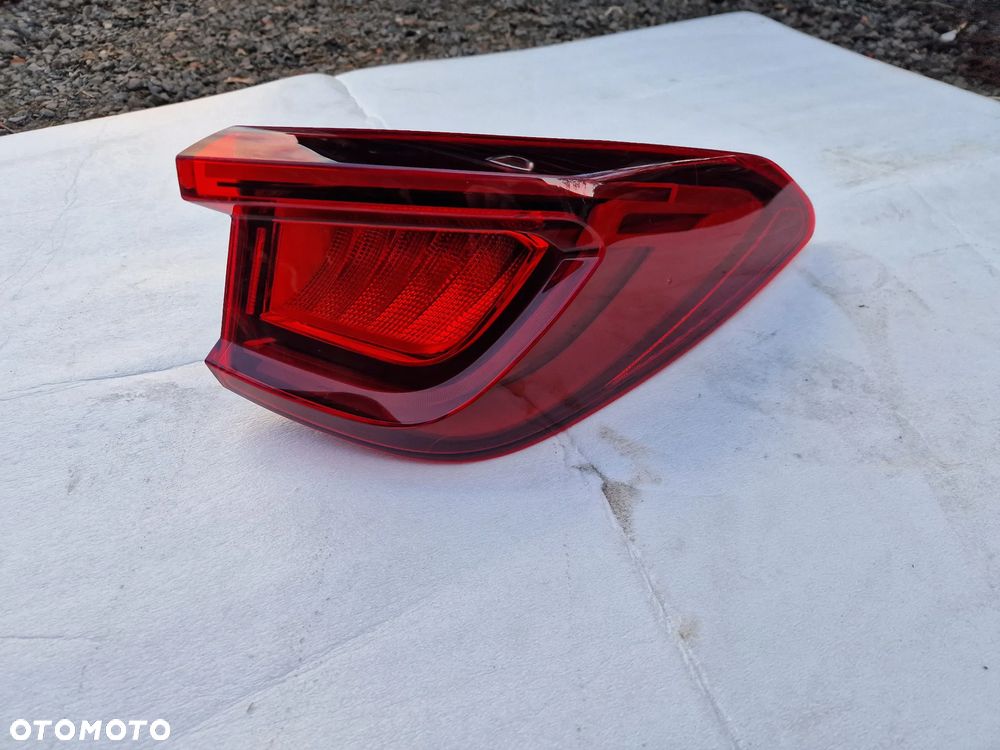 Lampa prawy tył seat  Leon  IV  coupra 5FA 945 208C - 1